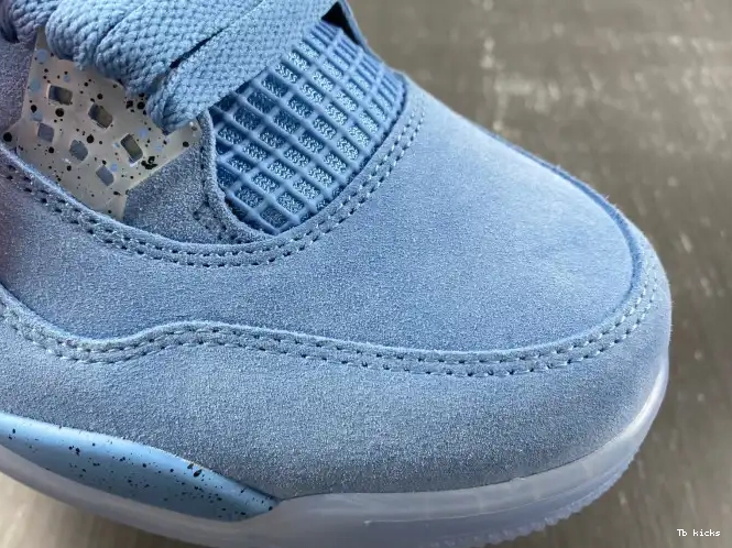 Rep TBK UNC Retro (PE) Jordan 4 HO12MNJDLS247 0521